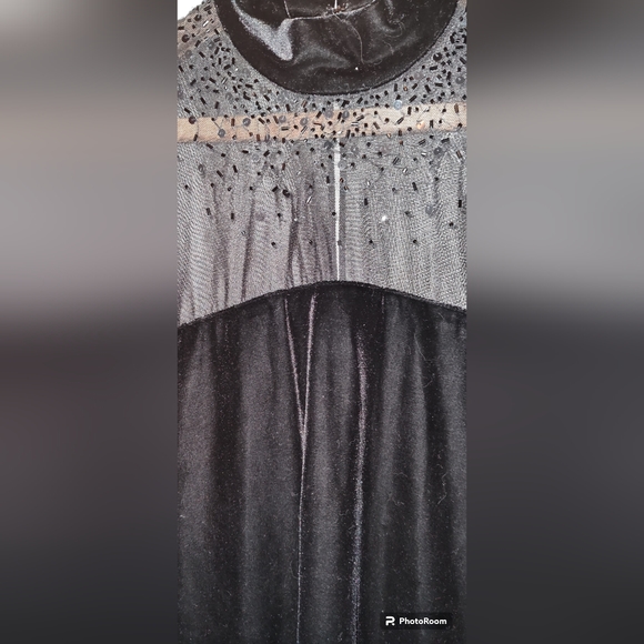 JR Nites Woman Vintage Black Velvety Sheer Size Large - Picture 2 of 10